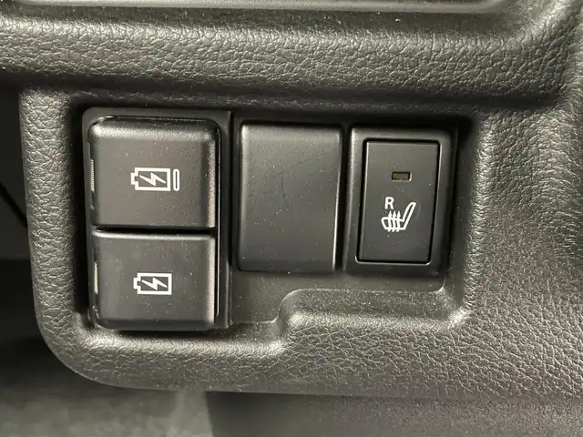 スズキ ワゴンＲ スマイル HYBRID X 滋賀県 2024(令6)年 0.6万km パール 出品票は店舗メールまたは店長メールにて/車台番号検索し用意してください。/下記の内容は必ず現車確認し/現車に合わせて内容を変更して下さい。/ドア枚数外装色ミッション/ハンドル位置走行距離/排出ガス規制区分/車両総重量最大積載量/タイヤ溝機関故障/オイル漏タイヤ交換/次の内容は車検証の情報を元に入力しています。/型式指定番号類別区分番号/型式規制区分記号/初度登録年月日車検抹消区分/燃料種別乗車定員車両重量/排気量長幅高