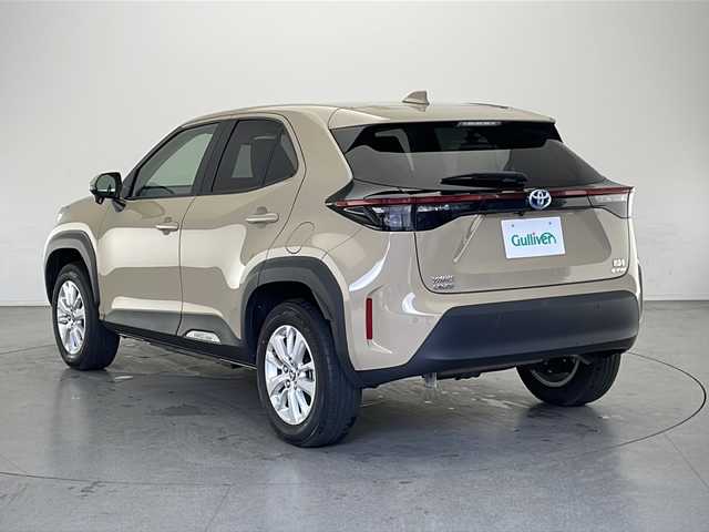トヨタ ヤリスクロス ハイブリッド G 長野県 2022(令4)年 4.5万km ベージュ 4WD/純正メモリナビ&USB&BT/トヨタセーフティセンス/アダプティブクルーズコントロール/レーントレーシングアシスト/プリクラッシュセーフティ/クリアランスソナー/ロードサインアシスト/オートマチックハイビーム/先行車発進告知/社外前後ドライブレコーダー/ステアリングスイッチ/バックカメラ/ビルトインETC/ハロゲンライト/オートライト/電動格納ミラー/ウィンカーミラー/ドアミラーヒーター/純正16インチAW付サマータイヤ装着/社外16インチAW付スタッドレス積込/純正フロアマット/プッシュスタート/スマートキー/スペアキー1本