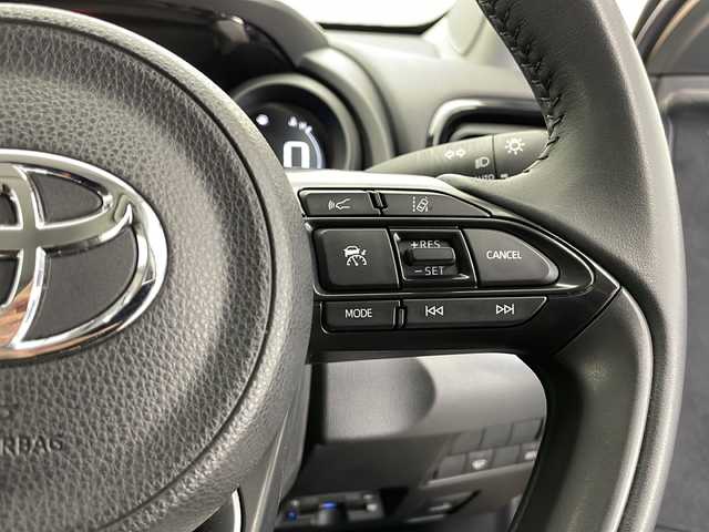 トヨタ ヤリスクロス ハイブリッド G 長野県 2022(令4)年 4.5万km ベージュ 4WD/純正メモリナビ&USB&BT/トヨタセーフティセンス/アダプティブクルーズコントロール/レーントレーシングアシスト/プリクラッシュセーフティ/クリアランスソナー/ロードサインアシスト/オートマチックハイビーム/先行車発進告知/社外前後ドライブレコーダー/ステアリングスイッチ/バックカメラ/ビルトインETC/ハロゲンライト/オートライト/電動格納ミラー/ウィンカーミラー/ドアミラーヒーター/純正16インチAW付サマータイヤ装着/社外16インチAW付スタッドレス積込/純正フロアマット/プッシュスタート/スマートキー/スペアキー1本