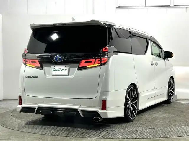 トヨタ ヴェルファイア Z Gエディション 大阪府 2019(平31)年 3.9万km ホワイトパールクリスタルシャイン サンルーフ　黒革シート　後席モニター　社外エアロ　純正１０ｉｎｃナビＴＶ　Ｂカメラ　三眼ＬＥＤ　パワーシート／ヒーター／エアコン　電動リアゲート　衝突軽減　レーダーＣ　ＢＳＭ　前後ドラレコ
