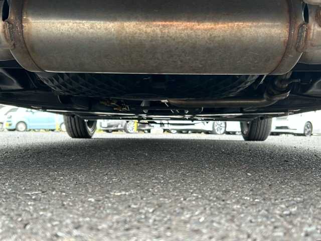 ダイハツ コペン セロ 千葉県 2019(令1)年 2.3万km パールホワイトⅢ フルセグナビ/Bluetooth/DVD/CD/バックカメラ/ドライブレコーダー/ETC/プッシュスタートボタン/革巻きハンドル/ステアリングスイッチ/横滑り防止装置/盗難防止装置/純正アルミホイール/純正フロアマット/シートヒーター/取扱説明書