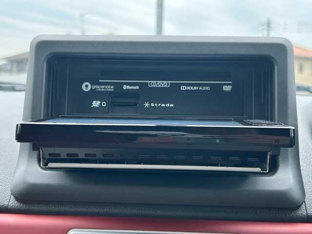 ダイハツ コペン セロ 千葉県 2019(令1)年 2.3万km パールホワイトⅢ フルセグナビ/Bluetooth/DVD/CD/バックカメラ/ドライブレコーダー/ETC/プッシュスタートボタン/革巻きハンドル/ステアリングスイッチ/横滑り防止装置/盗難防止装置/純正アルミホイール/純正フロアマット/シートヒーター/取扱説明書