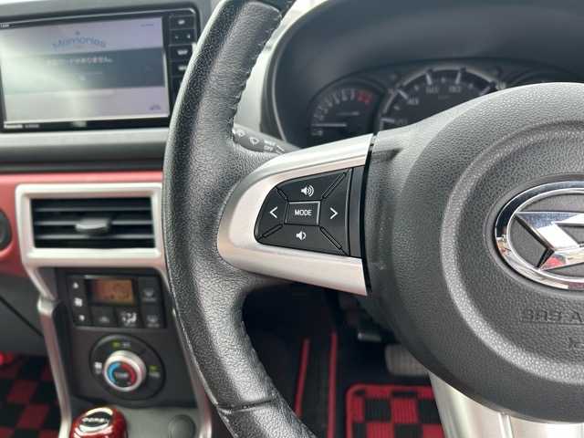 ダイハツ コペン セロ 千葉県 2019(令1)年 2.3万km パールホワイトⅢ フルセグナビ/Bluetooth/DVD/CD/バックカメラ/ドライブレコーダー/ETC/プッシュスタートボタン/革巻きハンドル/ステアリングスイッチ/横滑り防止装置/盗難防止装置/純正アルミホイール/純正フロアマット/シートヒーター/取扱説明書