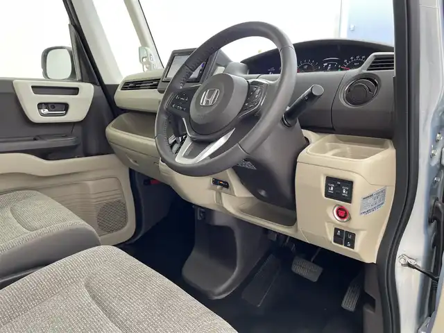 ホンダ Ｎ ＢＯＸ G EX ターボ ホンダセンシング 滋賀県 2018(平30)年 5.2万km モーニングミストブルーM 禁煙車/純正ナビ/【Ｂｌｕｅｔｏｏｔｈ/フルセグＴＶ/AUX】/ＥＴＣ/バックカメラ/両側パワースライドドア/ＬＥＤライト/助手席スーパースライドシート/ホンダセンシング/・衝突軽減ブレーキ/・誤発進抑制機能/・後方誤発進抑制機能/・歩行者事故低減ステアリング/・路外逸脱抑制機能/・ACC〈アダプティブ・クルーズ・コントロール〉/・LKAS〈車線維持支援システム〉/・オートハイビーム/・先行車発進お知らせ機能/・標識認識機能/スマートキー/オートライト/ステアリングスイッチ