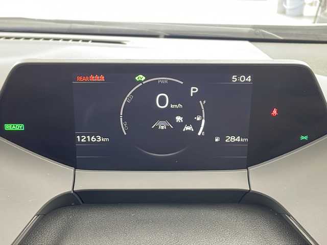 トヨタ プリウス X 兵庫県 2023(令5)年 1.3万km スーパーホワイトⅡ ・純正8インチディスプレイオーディオ&TV&USB&Bluetoothオーディオ/・バックカメラ/・ビルドインETC/・Toyota Safety Sense/・プリクラッシュセーフティ/・レーンディパーチャーアラート/・オートマチックハイビーム/・先行車発進告知機能/・パーキングサポートブレーキ（前後方静止物）/・車両接近通報装置/・ブラインドスポットモニター/・前後ドライブレコーダー/・デジタルインナーミラー/・クリアランスソナー/・社外フロアマット/・社外20インチアルミホイール（ロクサーニ　マルチフォルケッタ）/・LEDライト/・W＋サイドエアバック/・エンジンスタートボタン/・スマートキー/・スペアキー/・AACエアコン