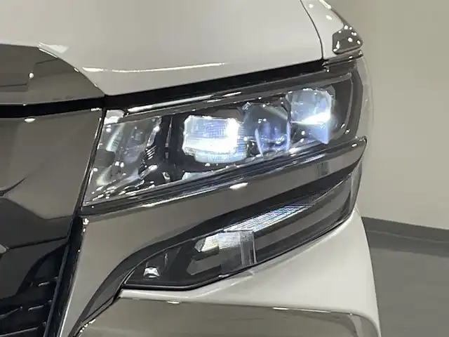 トヨタ アルファードハイブリット S タイプゴールド 愛知県 2020(令2)年 8.9万km ホワイトパールクリスタルシャイン 純正９インチディスプレイオーディオ/モデリスタエアロ/パワーバックドア/衝突軽減ブレーキ/レーントレーシングアシスト/クリアランスソナー/レーダークルーズコントロール/三眼ＬＥＤヘッドライト/バックカメラ　/ドライブレコーダー/ハーフレザーシート/ＥＴＣ
