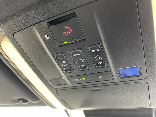 トヨタ アルファードハイブリット Z 愛知県 2023(令5)年 3.7万km プラチナホワイトパールマイカ メーカー14インチDA/（AM/FM/BT/フルセグTV）/13.2型有機EL後席ディスプレイ/全方位バックカメラ/合皮シート/前席パワーシート/前席＋二列目シートベンチレーション/前席＋二列目シートヒーター/ステアリングヒーター/前後ドラレコ/電動リアゲート/置くだけ充電/ユニバーサルステップ/トヨタセーフティセンス/・プリクラッシュセーフティ/・レーンキープアシスト/・ブラインドスポットモニター/・レーダークルーズコントロール/・クリアランスソナー/・ロードサインアシスト/・パーキングアシスト/・オートマチックハイビーム/100V電源/エコモード/EVモード/純正18AW/純正フロアマット/ドアバイザー/オートブレーキホールド/nanoeX/カーテンエアバッグ