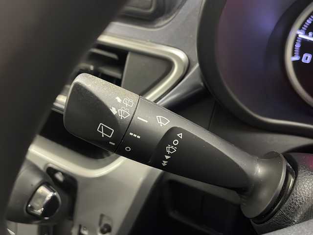 ダイハツ キャスト アクティバ X SAⅢ 長崎県 2018(平30)年 6.3万km オフビートカーキM 社外メモリナビ/（フルセグ/CD/DVD/Bluetooth）/バックカメラ/ETC/衝突軽減ブレーキ/横滑り防止装置/オートライト/オートマチックハイビーム/純正ドアバイザー/社外14インチAW積込み/スタットレスタイヤ積込み/電格ミラー/プッシュスタート/ステアリングスイッチ/スマートキー/取扱説明書/保証書
