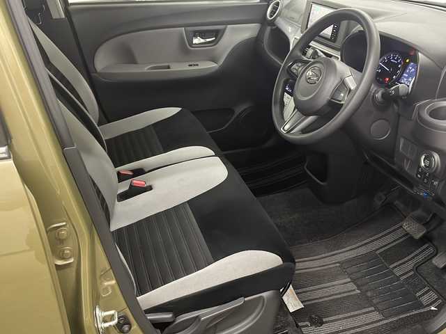 ダイハツ キャスト アクティバ X SAⅢ 長崎県 2018(平30)年 6.3万km オフビートカーキM 社外メモリナビ/（フルセグ/CD/DVD/Bluetooth）/バックカメラ/ETC/衝突軽減ブレーキ/横滑り防止装置/オートライト/オートマチックハイビーム/純正ドアバイザー/社外14インチAW積込み/スタットレスタイヤ積込み/電格ミラー/プッシュスタート/ステアリングスイッチ/スマートキー/取扱説明書/保証書