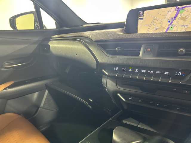 レクサス ＵＸ 250h ブラウンエディション 福岡県 2020(令2)年 2.6万km ソニッククォーツ 禁煙車純正メモリナビ（フルセグTV/DVD/CD/BT）全方位モニターレクサスセーフティークルコンドラレコETCコーナーセンサーレザーシートBSMオートブレーキホールド