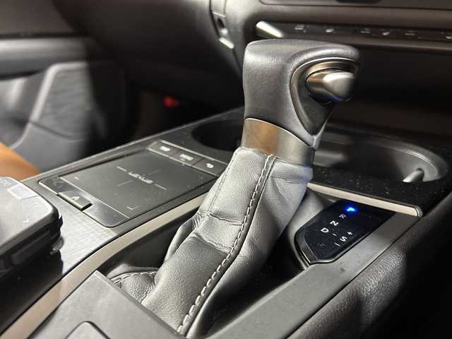 レクサス ＵＸ 250h ブラウンエディション 福岡県 2020(令2)年 2.6万km ソニッククォーツ 禁煙車純正メモリナビ（フルセグTV/DVD/CD/BT）全方位モニターレクサスセーフティークルコンドラレコETCコーナーセンサーレザーシートBSMオートブレーキホールド