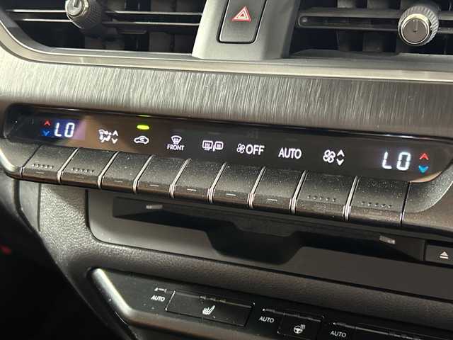 レクサス ＵＸ 250h ブラウンエディション 福岡県 2020(令2)年 2.6万km ソニッククォーツ 禁煙車純正メモリナビ（フルセグTV/DVD/CD/BT）全方位モニターレクサスセーフティークルコンドラレコETCコーナーセンサーレザーシートBSMオートブレーキホールド
