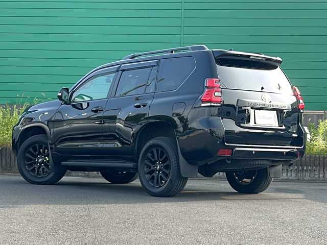 トヨタ ランドクルーザー プラド TX Lパッケージ マットブラED 茨城県 2023(令5)年 3.6万km ブラック Toyota Safety Sense/-・プリクラッシュセーフティ/レーンディパーチャーアラート/オートマチックハイビーム/レーダークルーズコントロール/サンルーフ/純正９インチメモリナビ/-Bluetooth/アラウンドビューモニター/ブラインドスポットモニター/LEDオートライト/革シート/DN席シートヒーター/DN席エアシート/DN席パワーシート/純正18インチアルミホイール/ルーフレール/ステアリングスイッチ/スマートキー/ビルトインETC2.0