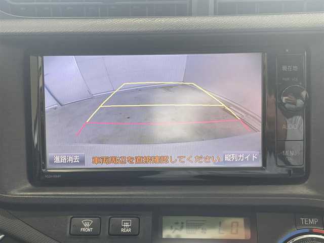 トヨタ アクア G ブラックソフトレザーセレ 沖縄県 2014(平26)年 6.8万km ライムホワイトパールクリスタルシャイン (株)IDOMが運営する【じしゃロンコザ店】の自社ローン専用車両になりますこちらは現金またはオートローンご利用時の価格です。自社ローンご希望の方は別途その旨お申付け下さい/純正ナビ　/フルセグＴＶ　/Ｂｌｕｅｔｏｏｔｈ接続　/バックカメラ　/ＥＴＣ　/レザーシート　/プッシュスタート　/スマートキー　/オートライト　/純正フロアマット　/モデリスタアルミホイール　/取扱説明書