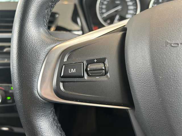 ＢＭＷ Ｘ１ sDrive 18i Xライン 茨城県 2017(平29)年 4.4万km ミネラルホワイト インテリジェントS/コンフォートA/純正HDDナビ/（AM.FM.CD.DVD.BT.USB）/バックカメラ/ミラー一体型ETC/ドライブレコーダー/ハーフレザーシート/D/N席シートヒーター/パワーバックドア/ステアリングスイッチ/スマートキー×2/保証書・取説