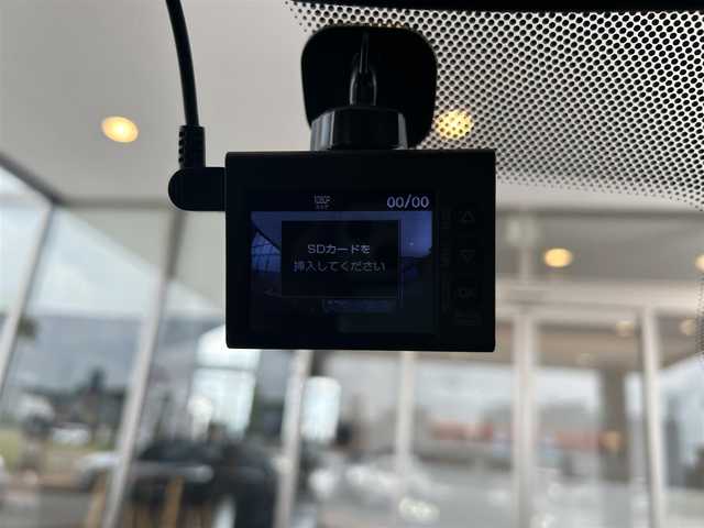 ＢＭＷ Ｘ１ sDrive 18i Xライン 茨城県 2017(平29)年 4.4万km ミネラルホワイト インテリジェントS/コンフォートA/純正HDDナビ/（AM.FM.CD.DVD.BT.USB）/バックカメラ/ミラー一体型ETC/ドライブレコーダー/ハーフレザーシート/D/N席シートヒーター/パワーバックドア/ステアリングスイッチ/スマートキー×2/保証書・取説