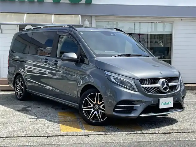 メルセデス・ベンツ Ｖ２２０ d AVG ロング AMGライン 神奈川県 2020(令2)年 1万km グレー 純正10.25インチワイドディスプレイ/　（ナビ機能・Bluetooth・USB）/フルセグTV/AMGライン/レーダーセーフティパッケージ/両側パワースライドドア/パワーバックドア/パノラミックスライディングルーフ/ブルメスターサウンドシステム/本革シート/前席パワーシート/シートヒーター/ミラー型前後ドライブレコーダー/純正19インチAW/LEDヘッドライト/360°カメラ/キーレスゴー×２/取扱説明書