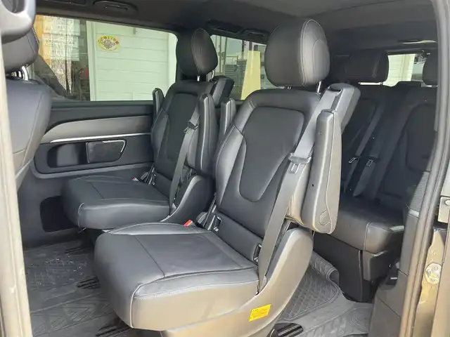 メルセデス・ベンツ Ｖ２２０ d AVG ロング AMGライン 神奈川県 2020(令2)年 1万km グレー 純正10.25インチワイドディスプレイ/　（ナビ機能・Bluetooth・USB）/フルセグTV/AMGライン/レーダーセーフティパッケージ/両側パワースライドドア/パワーバックドア/パノラミックスライディングルーフ/ブルメスターサウンドシステム/本革シート/前席パワーシート/シートヒーター/ミラー型前後ドライブレコーダー/純正19インチAW/LEDヘッドライト/360°カメラ/キーレスゴー×２/取扱説明書