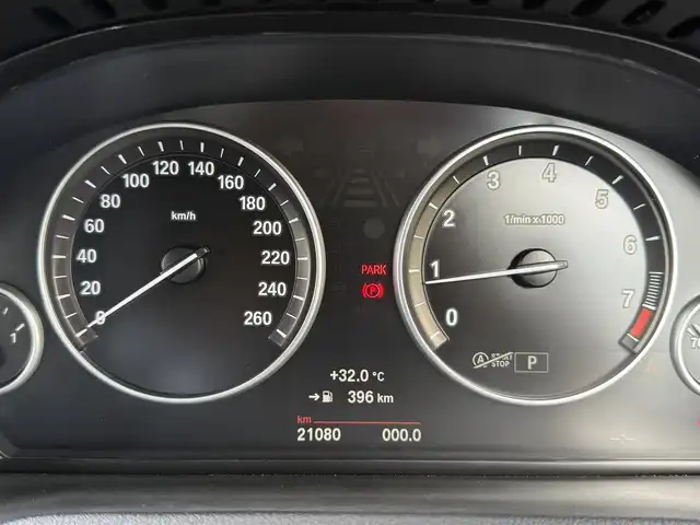ＢＭＷ Ｘ４ xDrive 28i Mスポーツ 静岡県 2015(平27)年 2.1万km カーボンブラックM 純正ナビゲーション/【TV/DVD/CD/BT】/フロント・バックカメラ/ハーフレザーシート/メモリー付きパワーシート/クルーズコントロール/LKA/純正LEDヘッドライト/純正１９インチAW/電動リアゲート