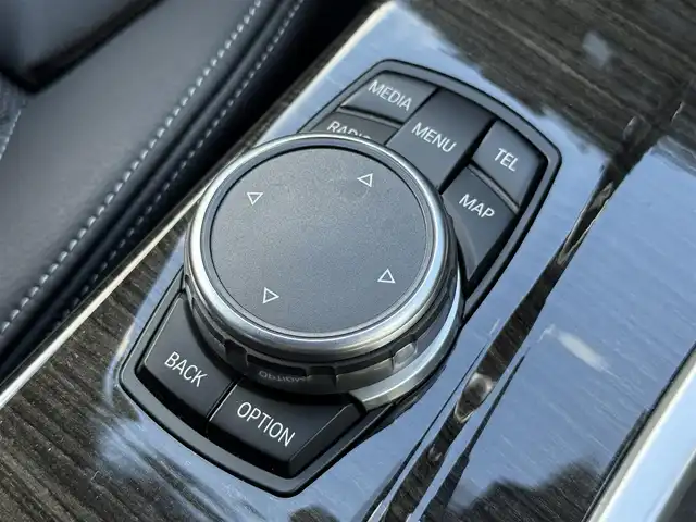 ＢＭＷ Ｘ４ xDrive 28i Mスポーツ 静岡県 2015(平27)年 2.1万km カーボンブラックM 純正ナビゲーション/【TV/DVD/CD/BT】/フロント・バックカメラ/ハーフレザーシート/メモリー付きパワーシート/クルーズコントロール/LKA/純正LEDヘッドライト/純正１９インチAW/電動リアゲート