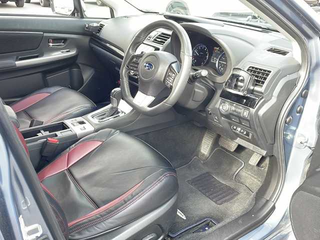 スバル レヴォーグ 1．6GT－S アイサイト 道北・旭川 2016(平28)年 6.3万km スティールブルーグレーM /スマートキー//純正メモリーナビ//ＣＤ・ＤＶＤ・フルセグ・ＢＴ//バックカメラ//パドルシフト//ステアリングリモコン//アイサイトＶer３//プリクラッシュブレーキ//追従クルーズコントロール//アクティブレーンキープ//ＡＴ誤発進・誤後進抑制制御//車線逸脱警報//ふらつき警報//先行車発進お知らせ//ブラインドスポットモニター//純正１８インチアルミ//社外１７インチアルミ冬積込み//ＬＥＤヘッドライト//オートライト//ワイパーデアイサー//Ｄ席パワーシート//社外シートカバー//ドライブレコーダー//スペアキー１//保証書//取説