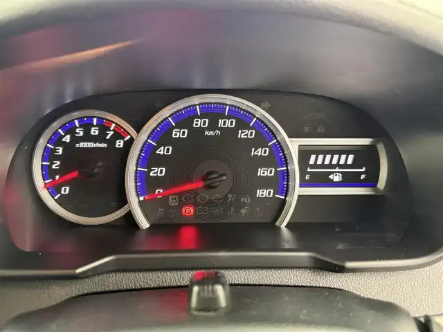 トヨタ ルーミー カスタムG 愛知県 2019(平31)年 2.3万km パールホワイトⅢ スマートアシスト/純正9インチナビ/（Bluetooth/CD/DVD/AM/FM）/バックカメラ/クルーズコントロール/ETC/両側パワースライドドア/前席シートヒーター/オートライト/純正LEDライト/純正AW/電動格納ミラー/後席テーブル/コーナーセンサー/プッシュスタート/スマートキー