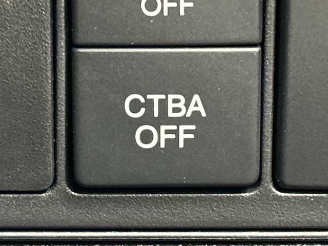 ホンダ オデッセイ アブソルート 三重県 2013(平25)年 3.1万km クリスタルブラックパール /禁煙車//社外ナビ/（CD.DVD.SD.BT）//フルセグTV//両側パワースライドドア//フリップダウンモニター//ビルトインETC//クルーズコントロール//LEDヘッドライト//車高調（純正サスあり）//後席オットマン//アイドリングストップ//パドルシフト//ステアリングスイッチ//スマートキー