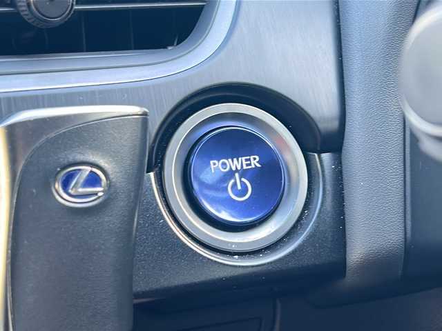 レクサス ＵＸ 250h Fスポーツ 岐阜県 2021(令3)年 6.5万km ホワイトノーヴァガラスフレーク ワンオーナー/サンルーフ/ドラレコ/純正ナビ/AM/FM/Bluetooth/TV（フルセグ）/miracast/sports、normal、eco、EVモード/レザーシート/シートヒーター/レーダークルーズ/パワーバックドア/アラウンドビューモニター/コーナーセンサー/パドルシフト/シートメモリー/パワーシート/オートライト/オートエアコン/オートホールド/電動パーキング/本巻ステアリング/純正マット/ビルトインETC/プッシュスタート/スマートキー/カードキー/取扱説明書/保証書