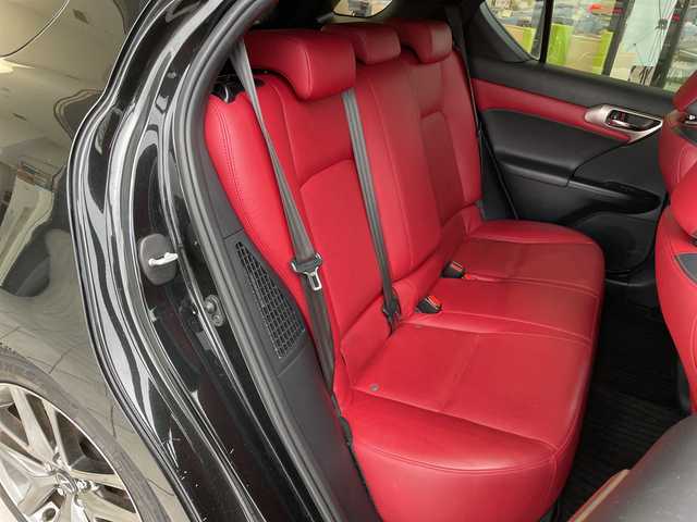 レクサス ＣＴ 200h Fスポーツ 愛知県 2018(平30)年 5.1万km グラファイトブラックガラスフレーク レクサスセーフティセンス/純正ナビ/F-SPOPT専用レザーシート/シートヒーター/バックカメラ/パワーシート/パドルシフト/オートマチックハイビーム/LEDヘッドライト/ドライブレコーダー/革巻きステアリング/ETC2.0/衝突軽減システム/ステアリングスイッチ/スマートキー/プッシュスタート