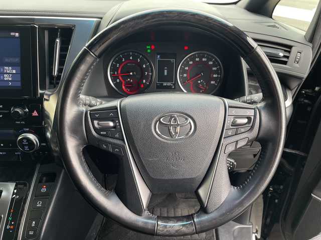 トヨタ アルファード S タイプゴールド 愛知県 2020(令2)年 2.9万km ブラック 純正9型ナビ/フリップダウンモニター/両側パワースライドドア/バックカメラ/電動リアゲート/コーナーセンサー/純正アルミホイール/ETC2.0/LEDヘッドライト/リアオートエアコン/レーンキープアシスト/オートマチックハイビーム/ドライブレコーダー/衝突軽減システム/フルセグ/CD DVD/Bluetooth/ステアリングスイッチ/スマートキー/プッシュスタート