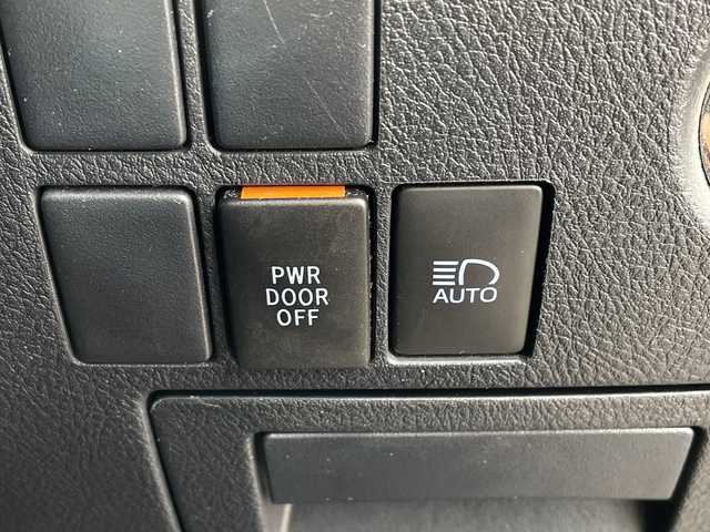 トヨタ アルファード S タイプゴールド 愛知県 2020(令2)年 2.9万km ブラック 純正9型ナビ/フリップダウンモニター/両側パワースライドドア/バックカメラ/電動リアゲート/コーナーセンサー/純正アルミホイール/ETC2.0/LEDヘッドライト/リアオートエアコン/レーンキープアシスト/オートマチックハイビーム/ドライブレコーダー/衝突軽減システム/フルセグ/CD DVD/Bluetooth/ステアリングスイッチ/スマートキー/プッシュスタート