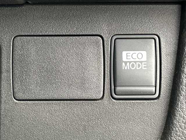 日産 セレナ 20S 茨城県 2012(平24)年 2.7万km ブリリアントシルバー 純正メモリナビ【MM312D-W】/(地デジTV・CD・DVD・BT・ラジオ再生)/両側スライドドア/ETC/オートライト/リモコンキー