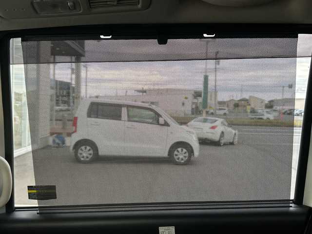 日産 セレナ 20S 茨城県 2012(平24)年 2.7万km ブリリアントシルバー 純正メモリナビ【MM312D-W】/(地デジTV・CD・DVD・BT・ラジオ再生)/両側スライドドア/ETC/オートライト/リモコンキー