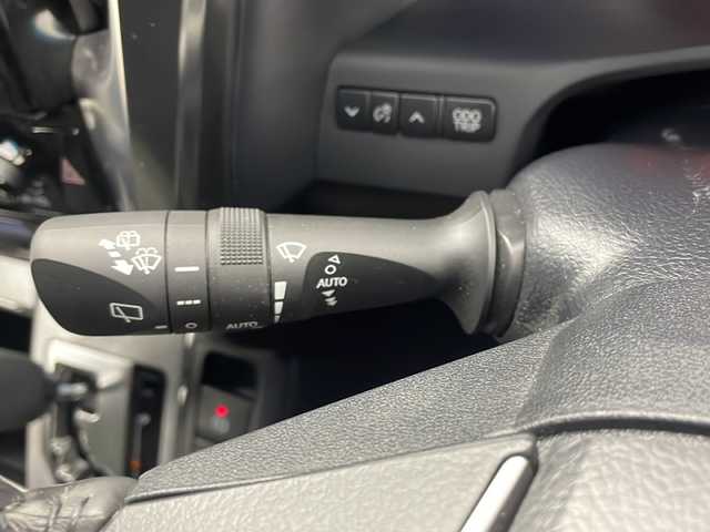 トヨタ ヴェルファイア ハイブリット エグゼクティブ ラウンジ Z 茨城県 2018(平30)年 4.4万km ブラック 純正ナビ/・全方位モニター/・Bluetooth接続/・USB入力端子/・フルセグテレビ/後部座席モニター/ビルドインETC/両側パワースライドドア/電動リアゲート/純正ホイール/オットマン/コーナーセンサー/LEDヘッドライト/カーテンエアバッグ/パワーシート/オートマチックハイビーム