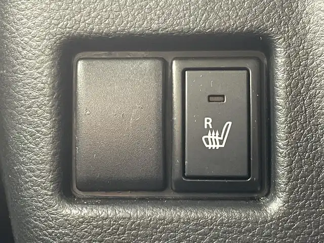 スズキ スペーシア カスタム HYBRID XS 愛媛県 2020(令2)年 8.7万km ブリスクブルーM 純正8型ナビ(Bluetooth/フルセグTV)/全周囲カメラ/両側電動スライドドア/リアサーキュレーター/ヘッドアップディスプレイ/衝突被害軽減装置/車線逸脱防止装置/アイドリングストップ/バックソナー/LEDヘッドライト/オートライト/オートマチックハイビーム/ハーフレザーシート/シートヒーター/後席サンシェイド/純正ドアバイザー/電格ミラー/純正フロアマット/現状サマー(純正AW)(165/55/R15)/BRIDGESTONE NEWNO/禁煙車