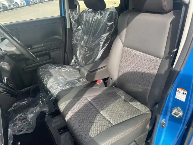 スズキ スペーシア カスタム HYBRID XS 愛媛県 2020(令2)年 8.7万km ブリスクブルーM 純正8型ナビ(Bluetooth/フルセグTV)/全周囲カメラ/両側電動スライドドア/リアサーキュレーター/ヘッドアップディスプレイ/衝突被害軽減装置/車線逸脱防止装置/アイドリングストップ/バックソナー/LEDヘッドライト/オートライト/オートマチックハイビーム/ハーフレザーシート/シートヒーター/後席サンシェイド/純正ドアバイザー/電格ミラー/純正フロアマット/現状サマー(純正AW)(165/55/R15)/BRIDGESTONE NEWNO/禁煙車