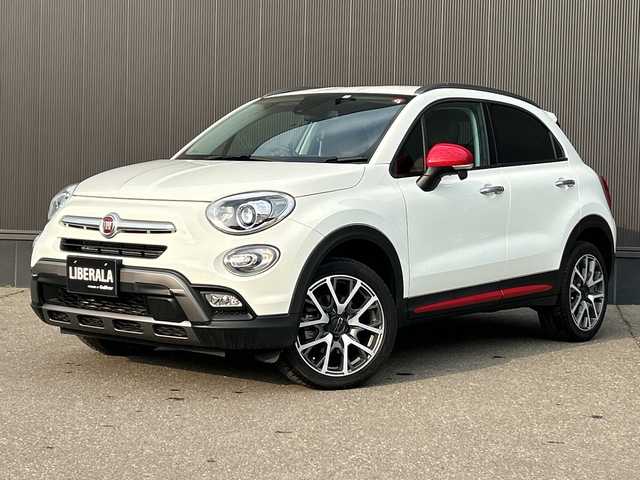 フィアット ５００Ｘ クロスプラス 道東・釧路十勝 2016(平28)年 2.1万km パール ４WD/純正ディスプレイオーディオ/ BT/USB/AUX/バックカメラ/ETC/衝突回避ブレーキ/レーンキーピングアシスト/アダプティブクルーズコントロール/ブラインドスポットモニター/リアパークセンサー/レザーシート/フロントパワーシート/フロントシートヒーティング/オートライト/純正18インチAW/純正フロアマット