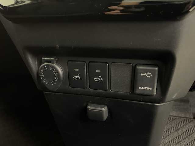 トヨタ ルーミー カスタムG－T 鹿児島県 2021(令3)年 0.8万km ブラックマイカメタリック/パールホワイト2トーン 純正9インチナビ/（CD/DVD/BT/フルセグTV）/純正フリップダウンモニター/両側パワースライドドア/レーダークルーズコントロール/スマートアシスト/パノラミックビューモニター/シートヒーター/ドライブレコーダー/電動パーキングブレーキ/オートホールド機能/オートライト/オートマチックハイビーム/コーナーセンサ―/アイドリングストップ