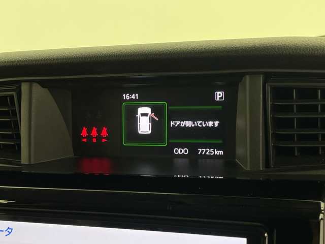 トヨタ ルーミー カスタムG－T 鹿児島県 2021(令3)年 0.8万km ブラックマイカメタリック/パールホワイト2トーン 純正9インチナビ/（CD/DVD/BT/フルセグTV）/純正フリップダウンモニター/両側パワースライドドア/レーダークルーズコントロール/スマートアシスト/パノラミックビューモニター/シートヒーター/ドライブレコーダー/電動パーキングブレーキ/オートホールド機能/オートライト/オートマチックハイビーム/コーナーセンサ―/アイドリングストップ