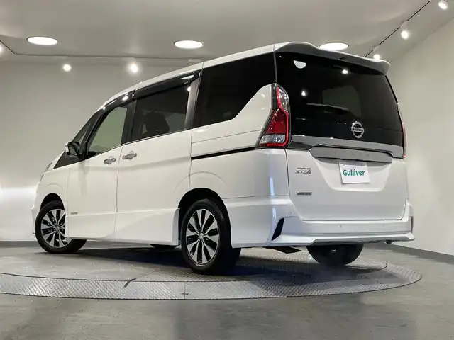 日産 セレナ ハイウェイスターVセレクションⅡ 愛知県 2018(平30)年 3.6万km ブリリアントホワイトパール 純正１０インチナビ(MM518D-L)/（Bluetooth/フルセグTV/SD/FM/AM/CD・DVD再生）/アラウンドビューモニター　/パーキングアシスト　/両側電動スライドドア（ハンズフリー機能有）/衝突軽減ブレーキ　/ビルトインＥＴＣ　/クルーズコントロール　/ソナー　/アイドリングストップ/純正フロアマット　/ＬＥＤヘッドライト　/車線逸脱警報　/ドライブレコーダー/アクセサリーソケット/後席サンシェード/ISOFIX/フォグランプ