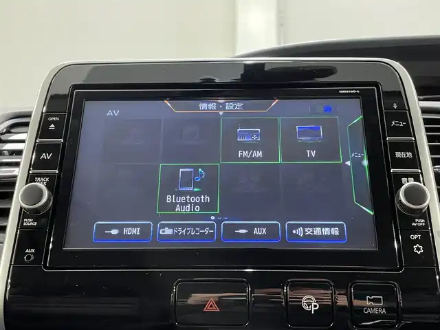 日産 セレナ ハイウェイスターVセレクションⅡ 愛知県 2018(平30)年 3.6万km ブリリアントホワイトパール 純正１０インチナビ(MM518D-L)/（Bluetooth/フルセグTV/SD/FM/AM/CD・DVD再生）/アラウンドビューモニター　/パーキングアシスト　/両側電動スライドドア（ハンズフリー機能有）/衝突軽減ブレーキ　/ビルトインＥＴＣ　/クルーズコントロール　/ソナー　/アイドリングストップ/純正フロアマット　/ＬＥＤヘッドライト　/車線逸脱警報　/ドライブレコーダー/アクセサリーソケット/後席サンシェード/ISOFIX/フォグランプ
