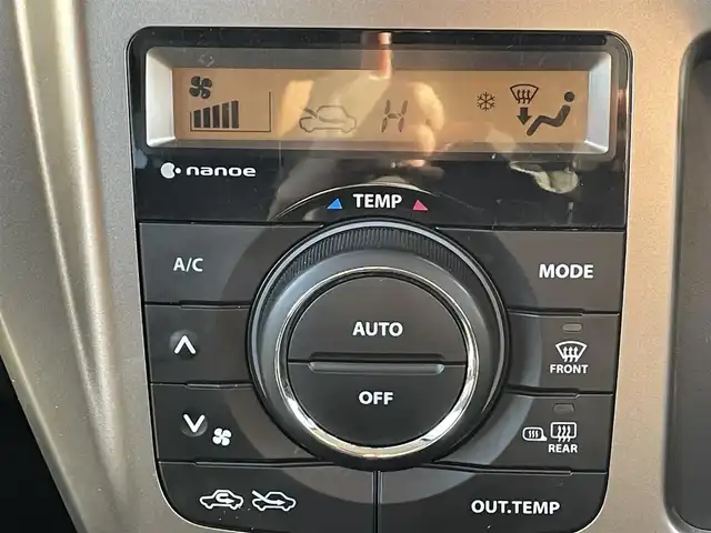 スズキ ハスラー Jスタイル Ⅱ ターボ 道央・札幌 2016(平28)年 7.7万km フェニックスレッドパール/ブルーイッシュブラックパール ・フルタイム4WD/・ターボ/・社外ナビ(DVD&CD&BT&フルセグ）/・ナビ連動ドライブレコーダー/・バックモニター/・ETC/・社外ショックアブソーバー/・HIDヘッドライト/・フォグランプ/・電動格納ミラー/・ウインカーミラー/・イモビライザー/・ESP/・純正ドアバイザー/・フルオートエアコン/・クルーズコントロール/・シートヒーター