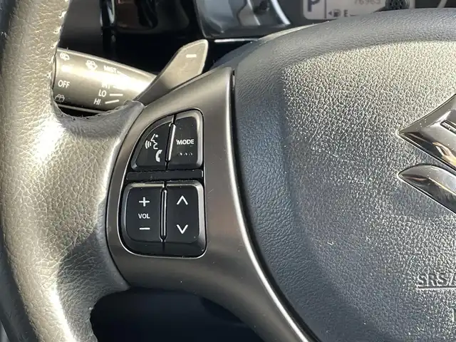 スズキ ハスラー Jスタイル Ⅱ ターボ 道央・札幌 2016(平28)年 7.7万km フェニックスレッドパール/ブルーイッシュブラックパール ・フルタイム4WD/・ターボ/・社外ナビ(DVD&CD&BT&フルセグ）/・ナビ連動ドライブレコーダー/・バックモニター/・ETC/・社外ショックアブソーバー/・HIDヘッドライト/・フォグランプ/・電動格納ミラー/・ウインカーミラー/・イモビライザー/・ESP/・純正ドアバイザー/・フルオートエアコン/・クルーズコントロール/・シートヒーター