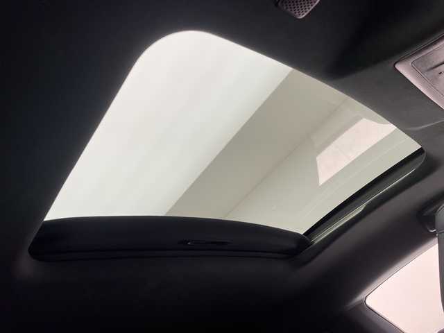 レクサス ＲＣ 300h Fスポーツ プライムブラック 愛知県 2018(平30)年 3.5万km グラファイトブラックガラスフレーク レクサスセーフティセンス/純正12.3型ナビ/サンルーフ/三眼LEDヘッドライト/レーダークルーズコントロール/シートヒーター/エアシート/バックカメラ/パワーシート/コーナーセンサー/純正アルミホイール/ETC2.0/ブラインドスポットモニター/ステアリングヒーター/オートマチックハイビーム/ドライブレコーダー/衝突軽減システム/フルセグ/CD DVD/Bluetooth/ステアリングスイッチ/スマートキー/プッシュスタート