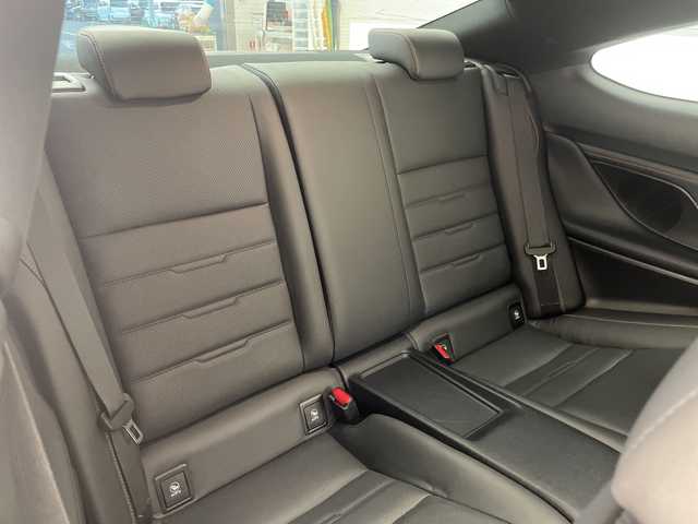 レクサス ＲＣ 300h Fスポーツ プライムブラック 愛知県 2018(平30)年 3.5万km グラファイトブラックガラスフレーク レクサスセーフティセンス/純正12.3型ナビ/サンルーフ/三眼LEDヘッドライト/レーダークルーズコントロール/シートヒーター/エアシート/バックカメラ/パワーシート/コーナーセンサー/純正アルミホイール/ETC2.0/ブラインドスポットモニター/ステアリングヒーター/オートマチックハイビーム/ドライブレコーダー/衝突軽減システム/フルセグ/CD DVD/Bluetooth/ステアリングスイッチ/スマートキー/プッシュスタート