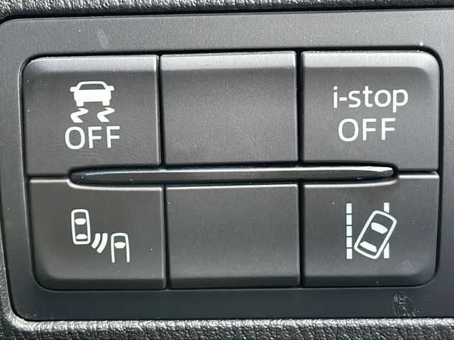 マツダ デミオ XD ツーリング 愛知県 2014(平26)年 10.6万km スノーフレイクホワイトパールマイカ /禁煙//ワンオーナー//エアロ（フロント・サイド・リアアンダー）//純正ナビ//CD/DVD/BT/USB/フルセグ//純正16W//ETC//クルーズコントロール//プリクラッシュセーフティ/車線逸脱警報//スマートシティーブレーキサポート/ハイビームコントロールシステム//ブラインドスポットモニタリング/リアクロストラフィックアラート//アイドリングストップ/横滑り防止装置/盗難防止装置//パドルシフト//LEDオートライト/LEDフォグランプ//オートリトラウィンカーミラー//革巻きステアリング/ステアリングスイッチ//バニティミラー//純正フロアマット//トノカバー//スペアスマートキー//新車時保証書//取扱説明書//ナビ取扱説明書//ディーラー記録簿　H27/H28/H29/H30/R1/R2/R3/R4/R5/R6/R7//ミラーカバー（白）積込