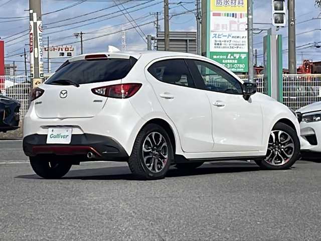 マツダ デミオ XD ツーリング 愛知県 2014(平26)年 10.6万km スノーフレイクホワイトパールマイカ /禁煙//ワンオーナー//エアロ（フロント・サイド・リアアンダー）//純正ナビ//CD/DVD/BT/USB/フルセグ//純正16W//ETC//クルーズコントロール//プリクラッシュセーフティ/車線逸脱警報//スマートシティーブレーキサポート/ハイビームコントロールシステム//ブラインドスポットモニタリング/リアクロストラフィックアラート//アイドリングストップ/横滑り防止装置/盗難防止装置//パドルシフト//LEDオートライト/LEDフォグランプ//オートリトラウィンカーミラー//革巻きステアリング/ステアリングスイッチ//バニティミラー//純正フロアマット//トノカバー//スペアスマートキー//新車時保証書//取扱説明書//ナビ取扱説明書//ディーラー記録簿　H27/H28/H29/H30/R1/R2/R3/R4/R5/R6/R7//ミラーカバー（白）積込