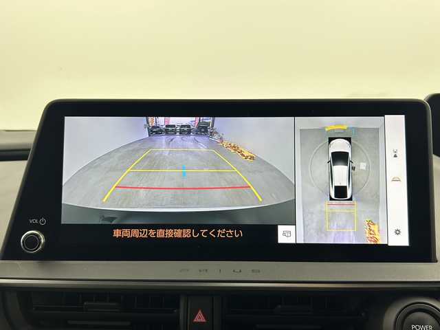 トヨタ プリウス Z 大阪府 2023(令5)年 2.3万km プラチナホワイトパールマイカ モデリスタフルエアロ/パノラマルーフ/12.3型DAナビ/【フルセグTV/FM/BT/USB/AppleCarPlay/AndroidAuto】/デジタルインナーミラー/ワイヤレス充電/100V電源/全方位カメラ/ビルトインＥＴＣ2.0/BSM/トヨタセーフティセンス/・プリクラッシュセーフティ/・緊急時操舵支援/・レーントレーシングアシスト＋レーンディパーチャーアラート/・レーダークルーズコントロール/・オートマチックハイビーム/・ロードサインアシスト/・ドライバー異常時対応システム /・プロアクティブドライビングアシスト/・発進遅れ告知機能/メモリシート/パワーシート/シートヒーター/シートクーラー/ステアリングヒーター/レザーシート/純正AW/パワーバックドア