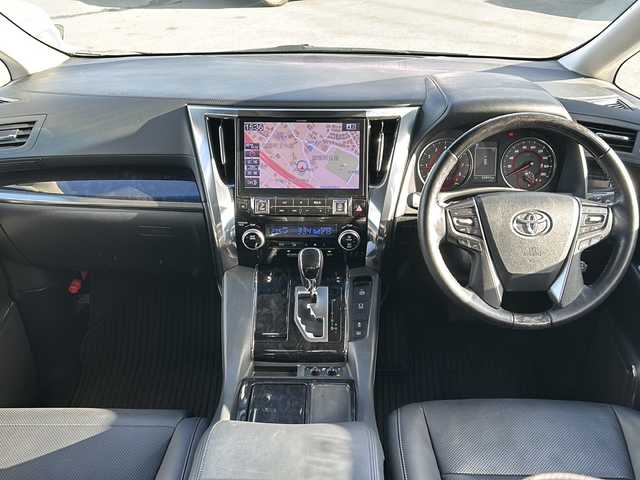 トヨタ ヴェルファイア Z Gエディション 三重県 2020(令2)年 5.3万km ホワイトパールクリスタルシャイン アルパイン１１型ナビ　/アルパイン１２型後席モニター　/ＴＳＳ　/サンルーフ　/禁煙車　/クルーズコントロール　/衝突軽減ブレーキ　/冷温シート　/デジタルインナーミラー　/メモリーシート　/ステアリングヒーター/LEDヘッドライト/サマータイヤ付