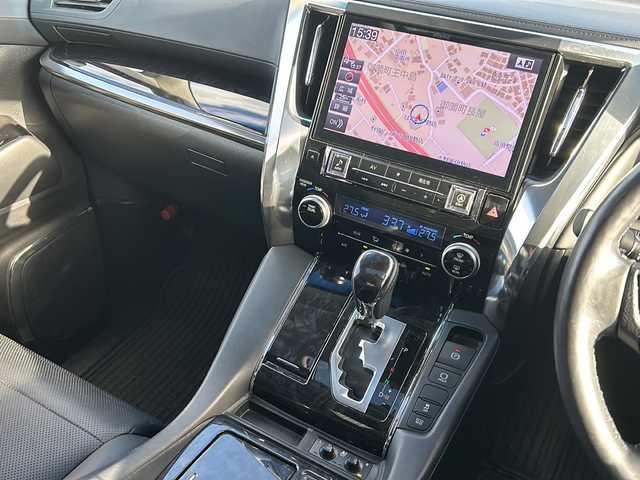 トヨタ ヴェルファイア Z Gエディション 三重県 2020(令2)年 5.3万km ホワイトパールクリスタルシャイン アルパイン１１型ナビ　/アルパイン１２型後席モニター　/ＴＳＳ　/サンルーフ　/禁煙車　/クルーズコントロール　/衝突軽減ブレーキ　/冷温シート　/デジタルインナーミラー　/メモリーシート　/ステアリングヒーター/LEDヘッドライト/サマータイヤ付